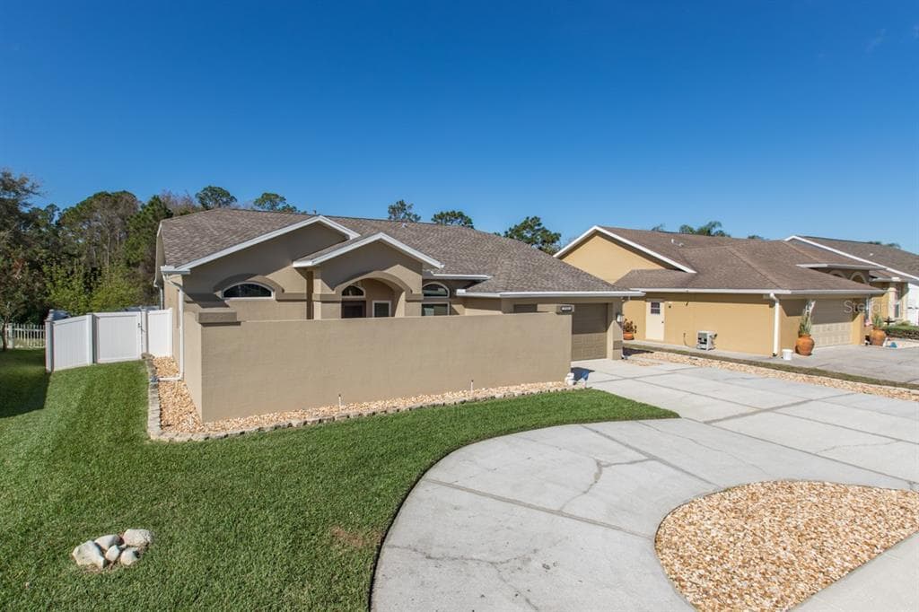 7735 STARFIRE WAY NEW PORT RICHEY, FL 34654