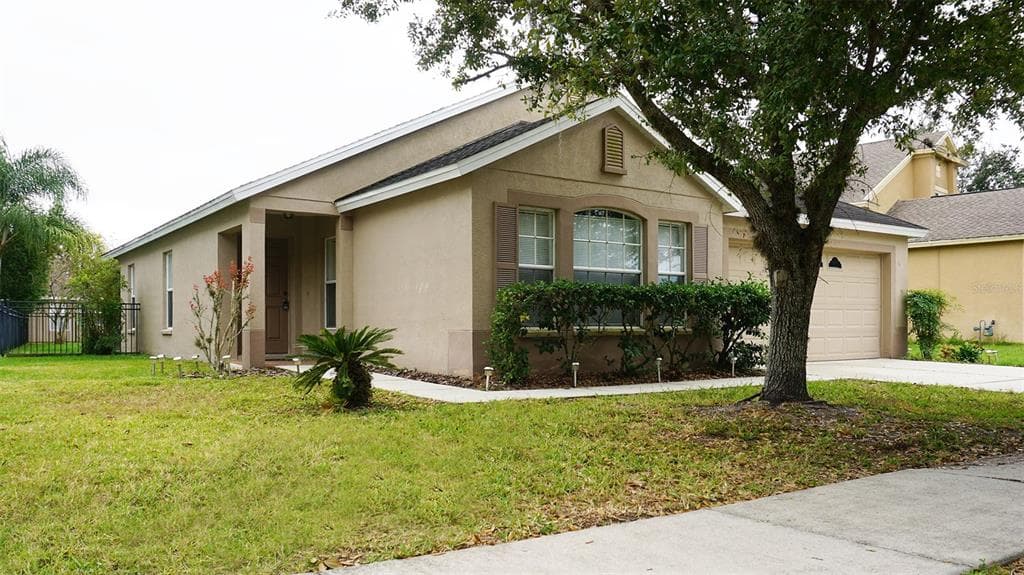 6528 BRIDGECREST DRIVE LITHIA, FL 33547