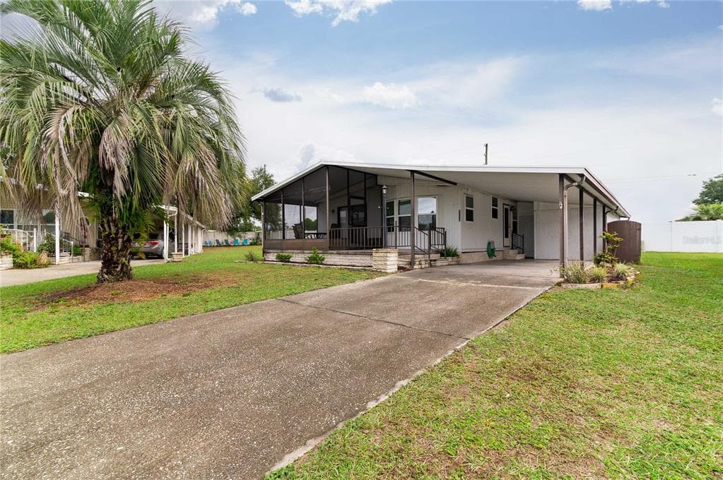 5554 REGAL WAY ZEPHYRHILLS, FL 33541