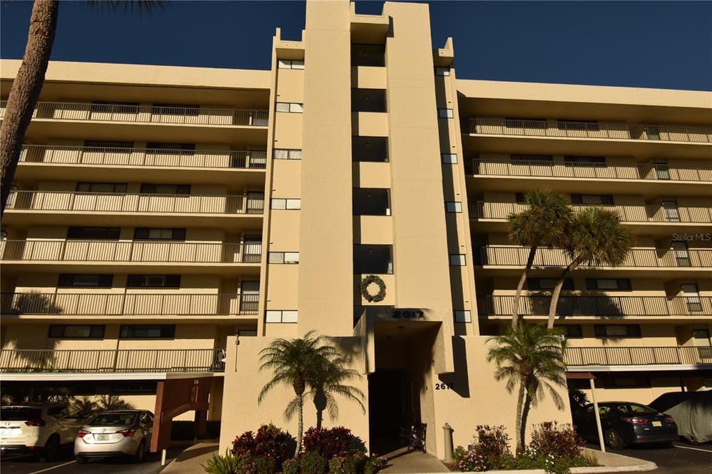 2617 COVE CAY DRIVE UNIT 707 CLEARWATER, FL 33760