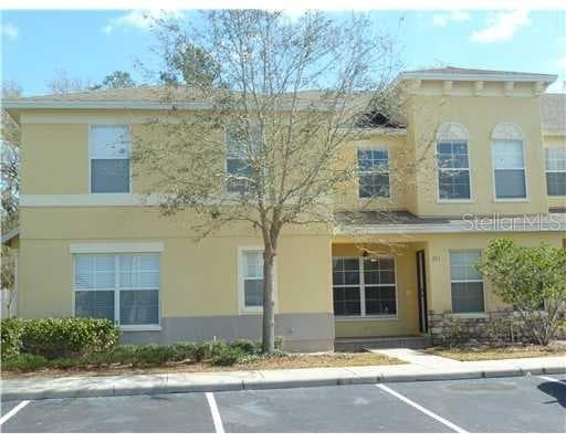 215 PENMARK STONE PLACE VALRICO, FL 33594