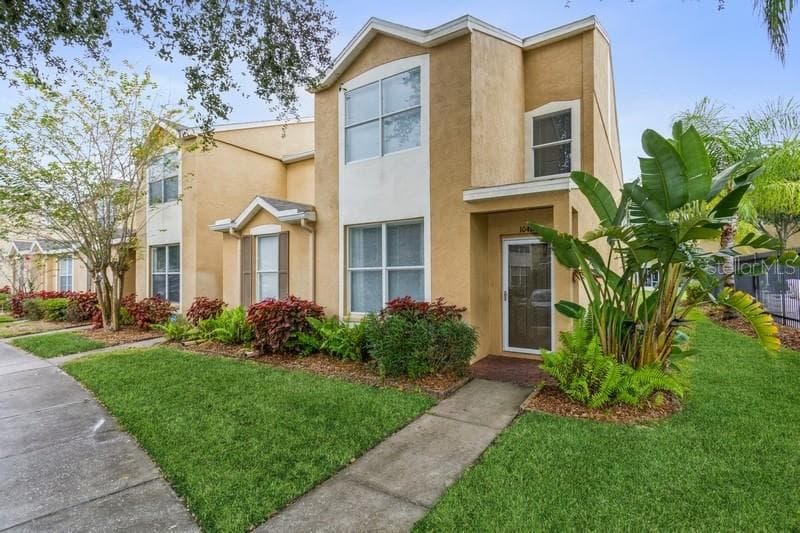 10426 HERON LAKE DRIVE RIVERVIEW, FL 33569