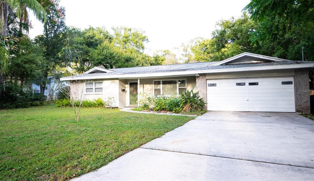 399 VELMA DRIVE E