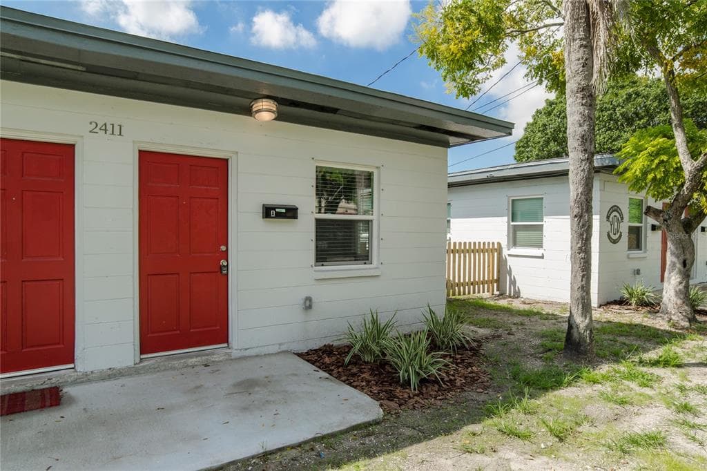 2411 E 12TH AVENUE UNIT B TAMPA, FL 33605