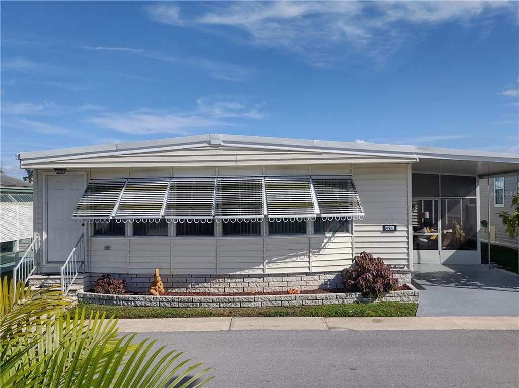 82101 A STREET N UNIT 101 PINELLAS PARK, FL 33781