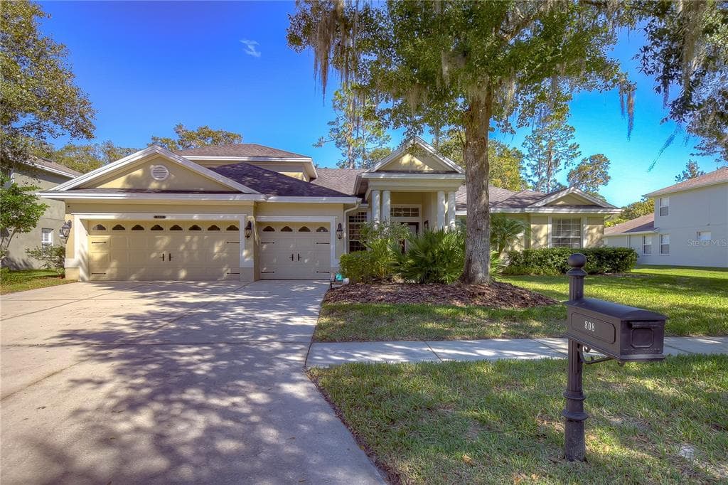 808 RIVER HAMMOCK BOULEVARD BRANDON, FL 33511