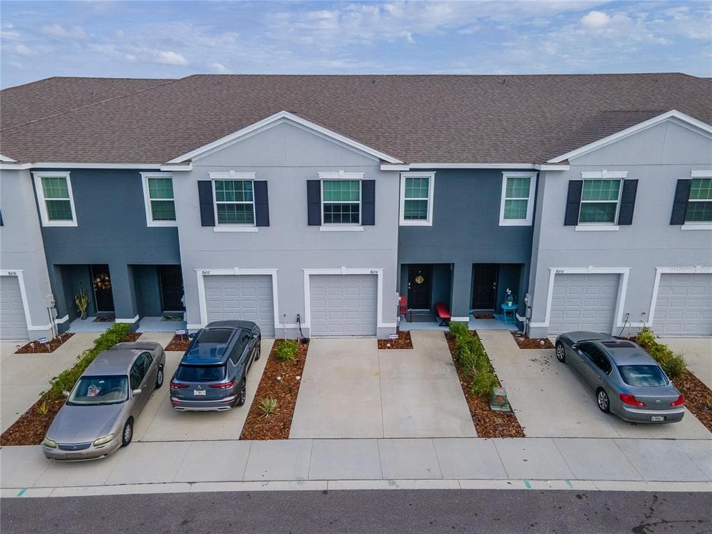 8654 FALLING BLUE PLACE RIVERVIEW, FL 33578