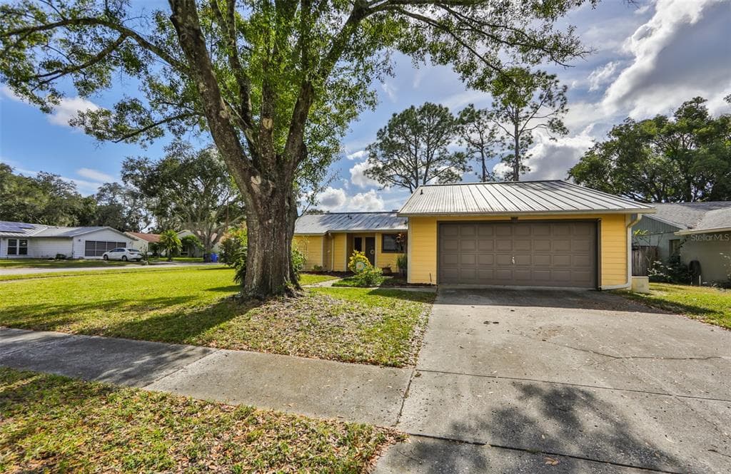 2325 WINDSOR OAKS AVENUE LUTZ, FL 33549