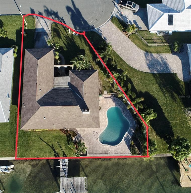 735 126TH AVENUE TREASURE ISLAND, FL 33706