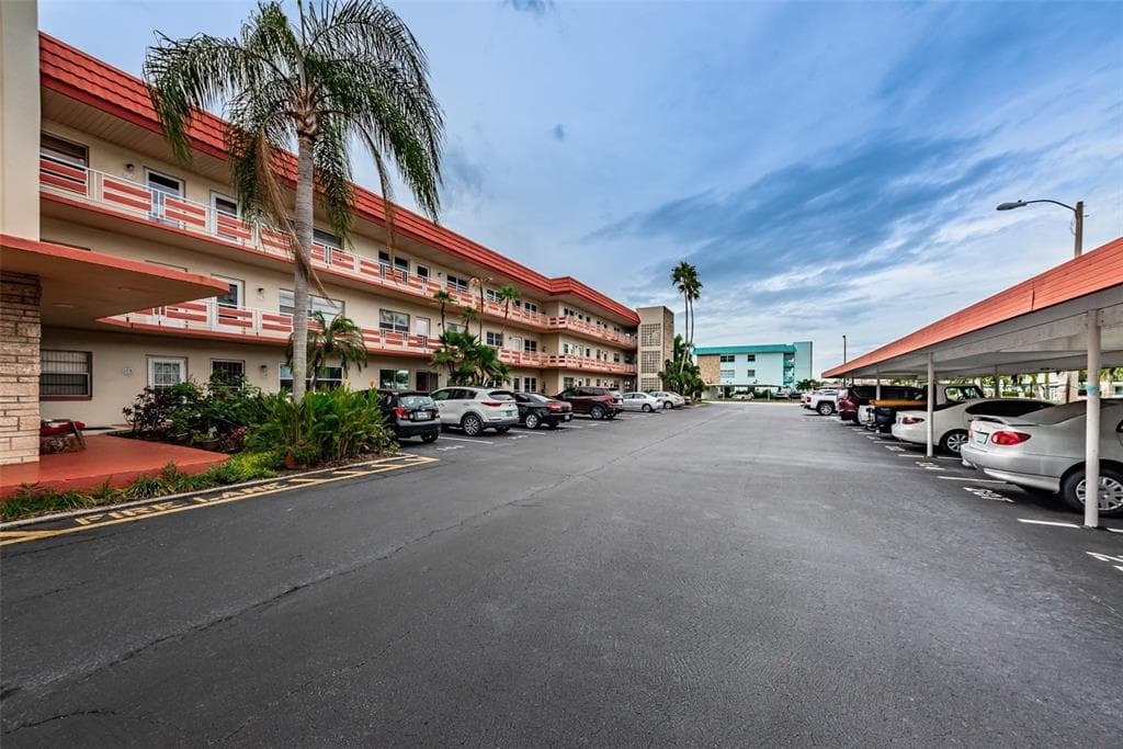5840 30TH AVENUE S UNIT 210 GULFPORT, FL 33707