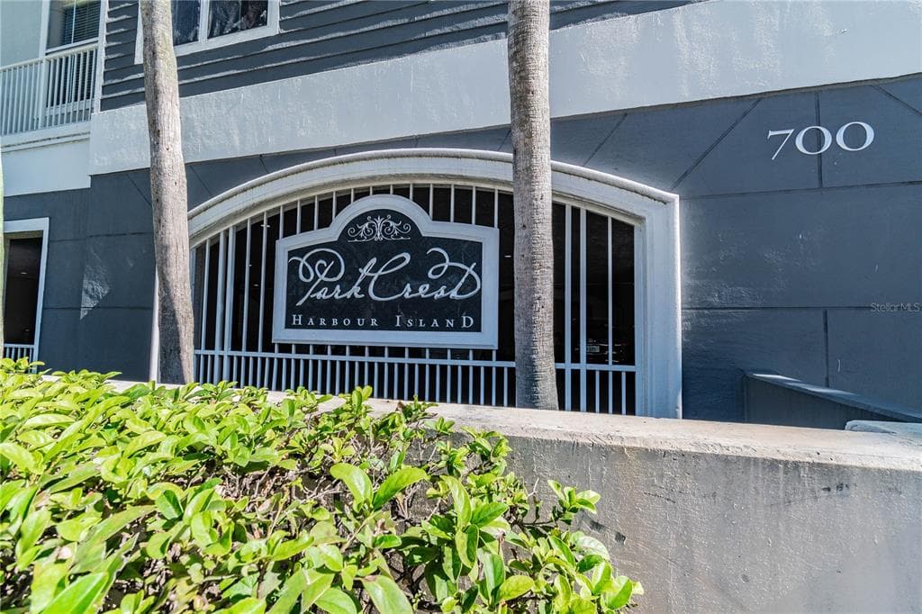 700 S HARBOUR ISLAND BOULEVARD UNIT 527 TAMPA, FL 33602
