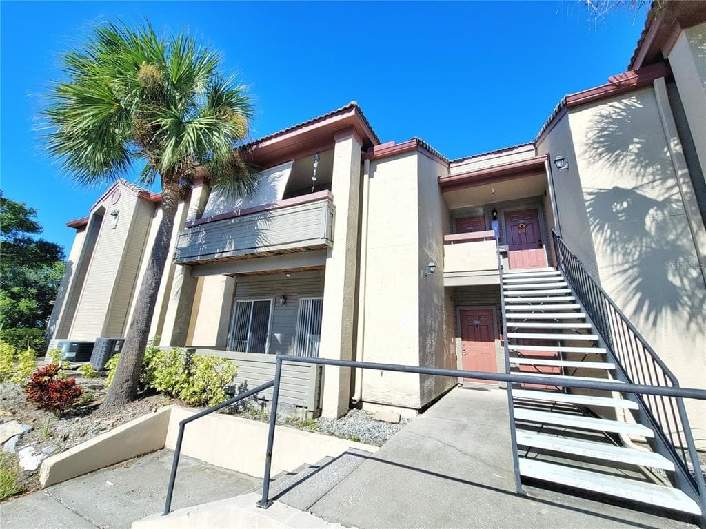 10265 GANDY BOULEVARD N UNIT 901 ST PETERSBURG, FL 33702