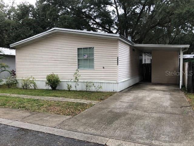 10603 BAY HILLS CIRCLE THONOTOSASSA, FL 33592