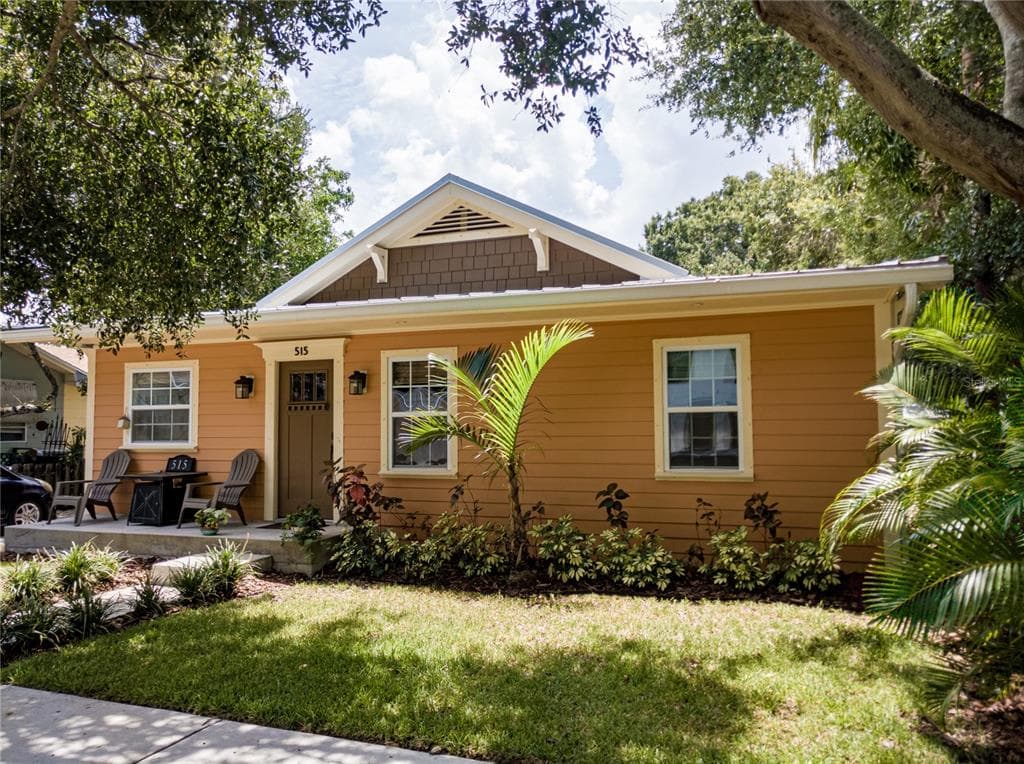 515 WILKIE STREET DUNEDIN, FL 34698