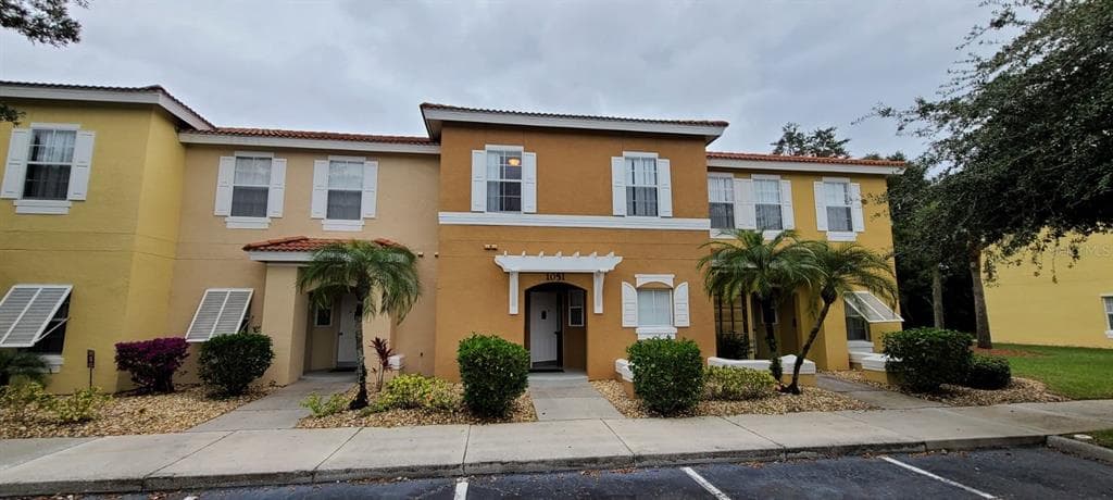 1051 PARK RIDGE CIRCLE KISSIMMEE, FL 34746