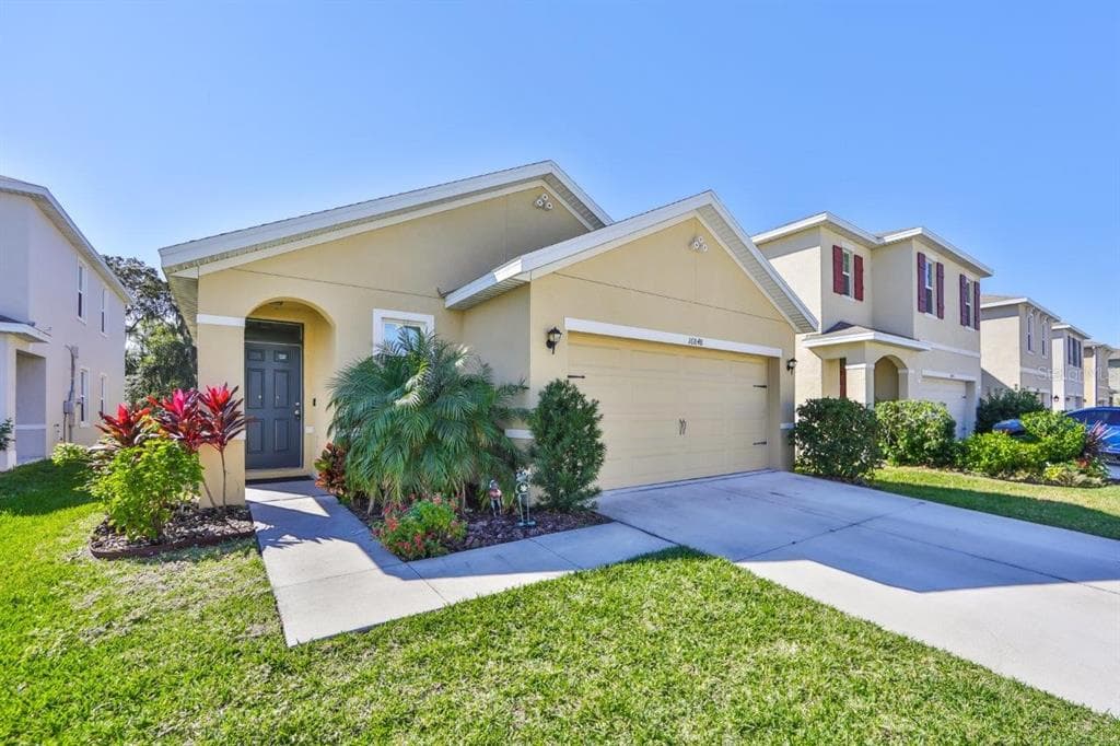 16848 TRITE BEND STREET WIMAUMA, FL 33598