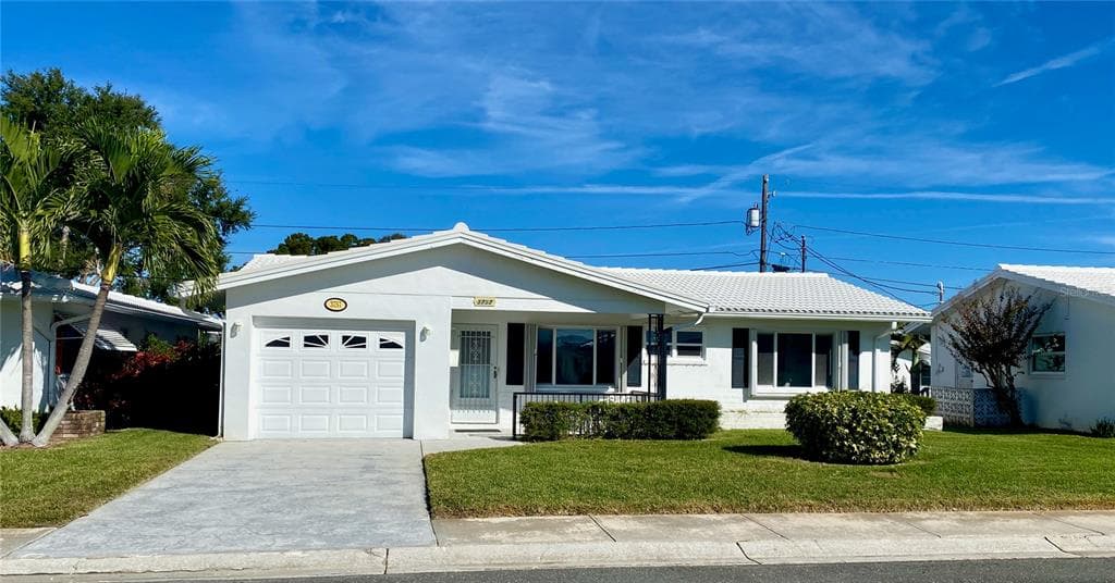 3757 98TH TERRACE N UNIT 3