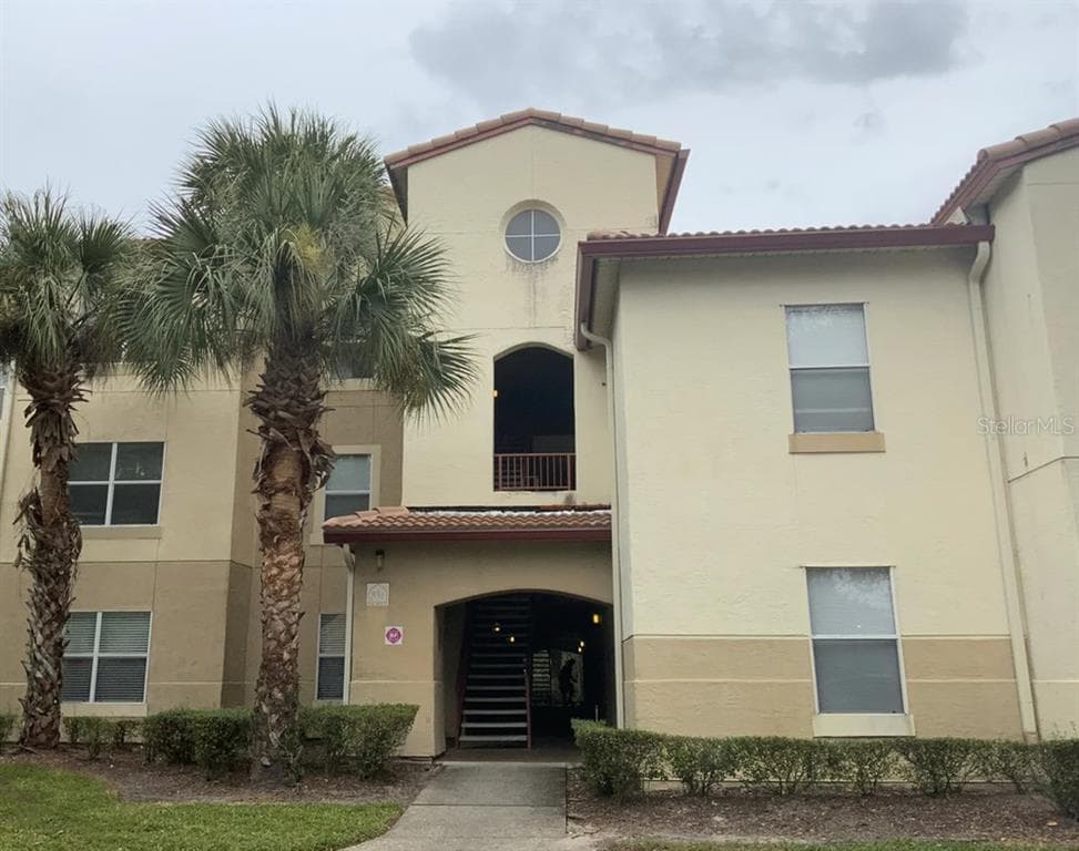 831 CAMARGO WAY UNIT 306 ALTAMONTE SPRINGS, FL 32714