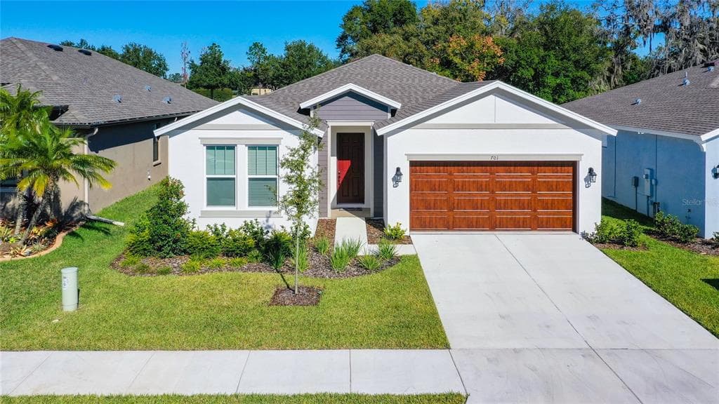 701 OLD WINDSOR WAY SPRING HILL, FL 34609