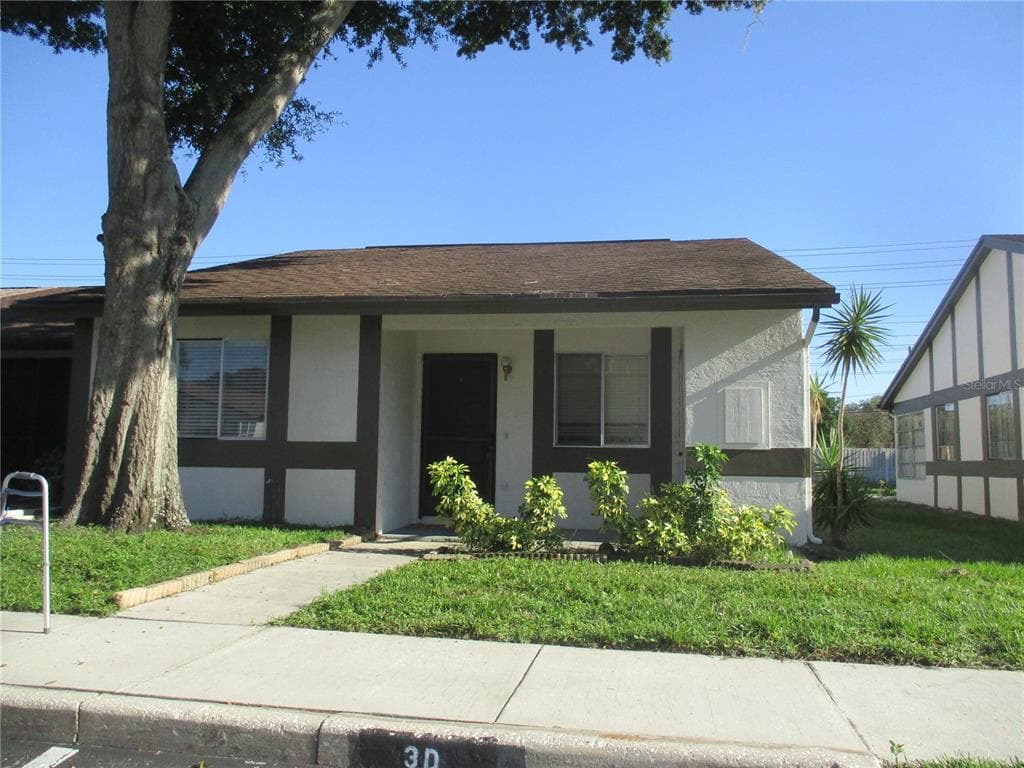 2280 BANCROFT CIRCLE S UNIT D PALM HARBOR, FL 34683