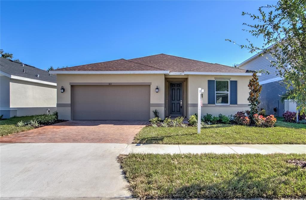 613 VALRI PARK DRIVE VALRICO, FL 33594