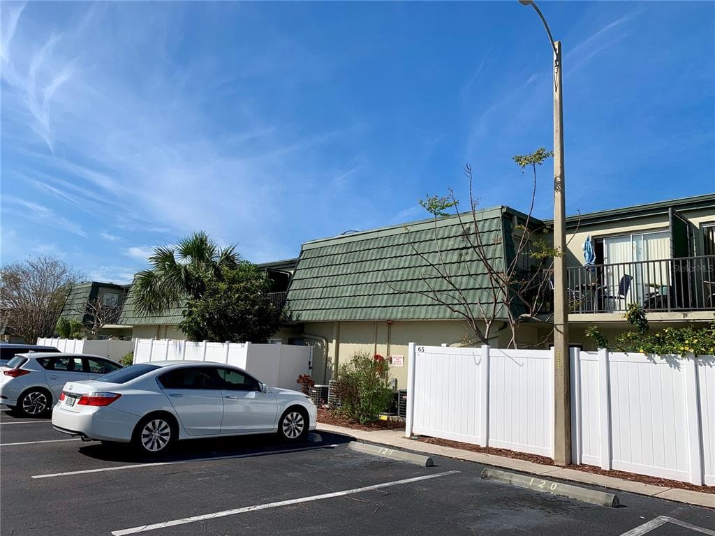1799 N HIGHLAND AVENUE UNIT 76 CLEARWATER, FL 33755