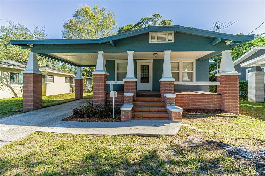 4805 N HIGHLAND AVENUE TAMPA, FL 33603