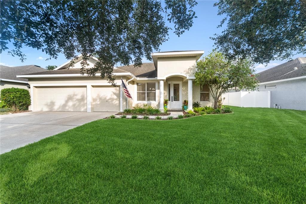 7807 RIVERWOOD OAKS DRIVE RIVERVIEW, FL 33578