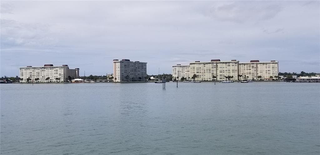 4525 COVE CIRCLE UNIT 1002