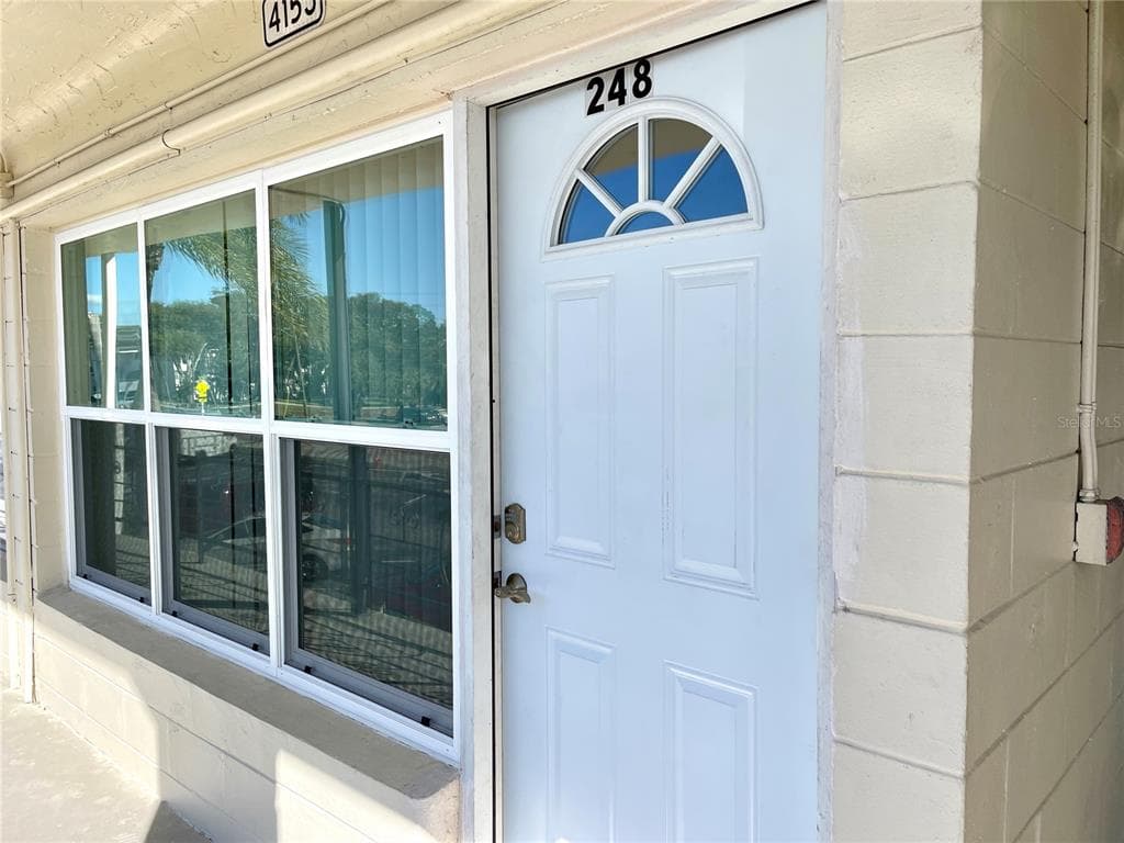 4153 58TH STREET N UNIT 248S KENNETH CITY, FL 33709