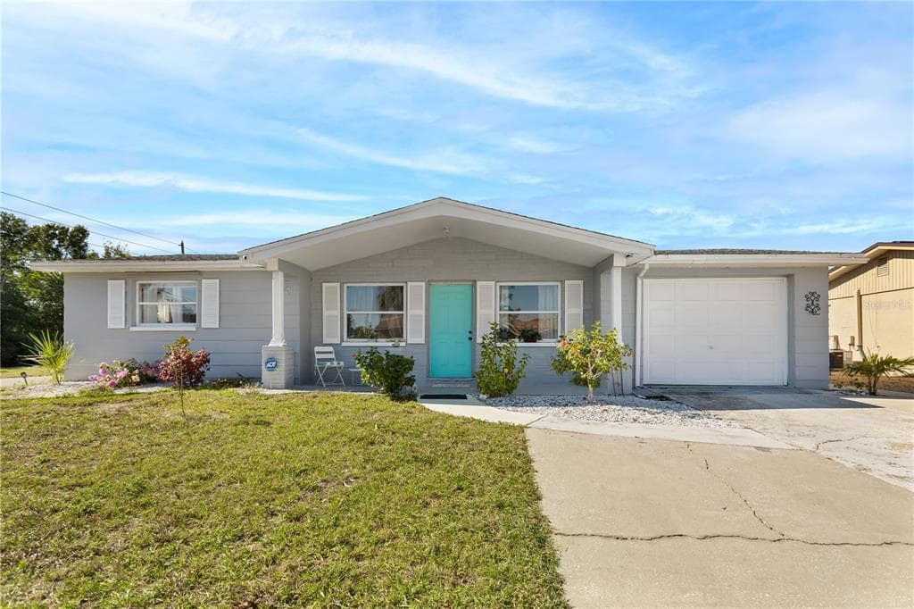 1013 NORMANDY BOULEVARD HOLIDAY, FL 34691