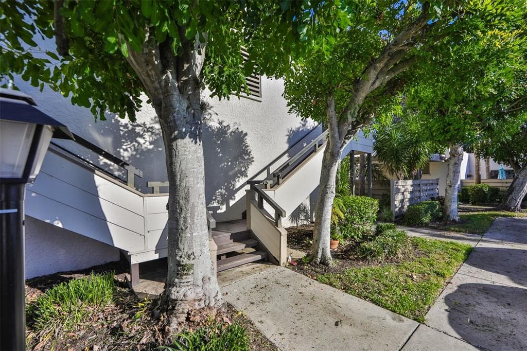 235 SHERWOOD DRIVE UNIT 235 BRADENTON, FL 34210