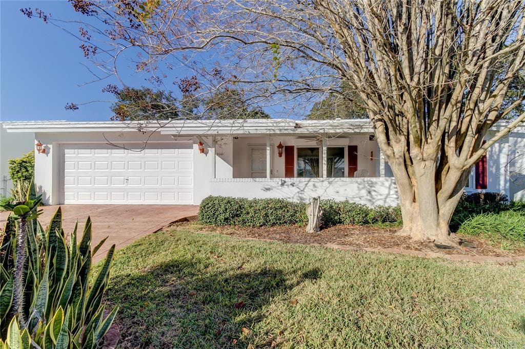 9040 40TH STREET N UNIT 5 PINELLAS PARK, FL 33782