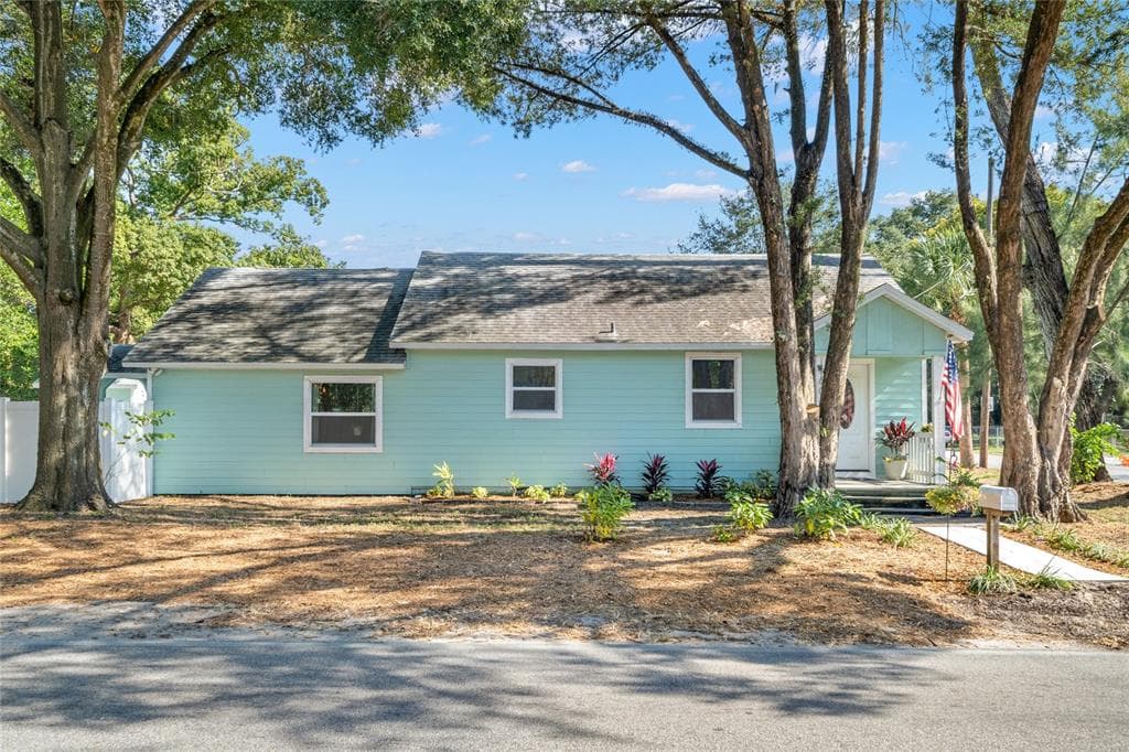 5601 N 15TH STREET TAMPA, FL 33610