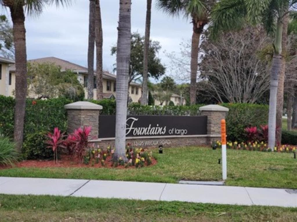 13125 WILCOX ROAD UNIT 4205 LARGO, FL 33774