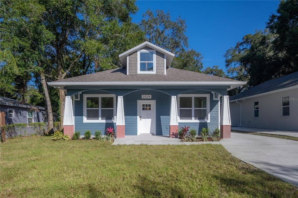 2024 E NEW ORLEANS AVENUE TAMPA, FL 33610