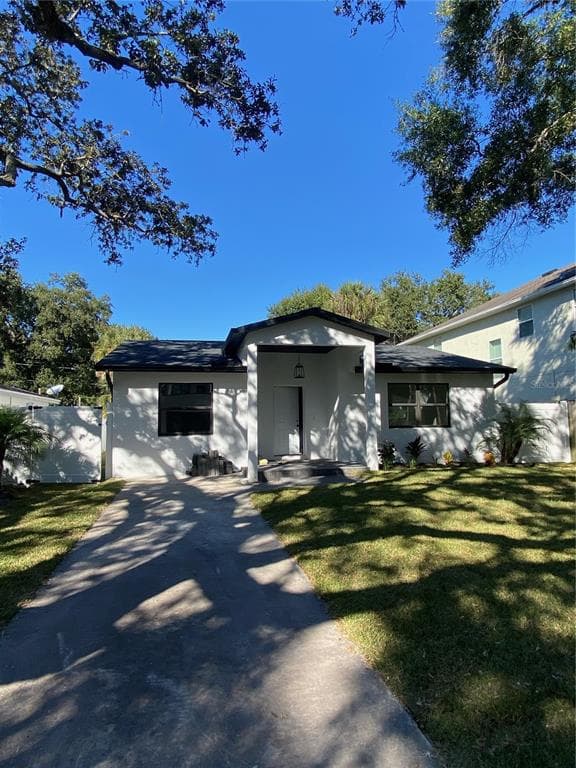 3213 W PRICE AVENUE
