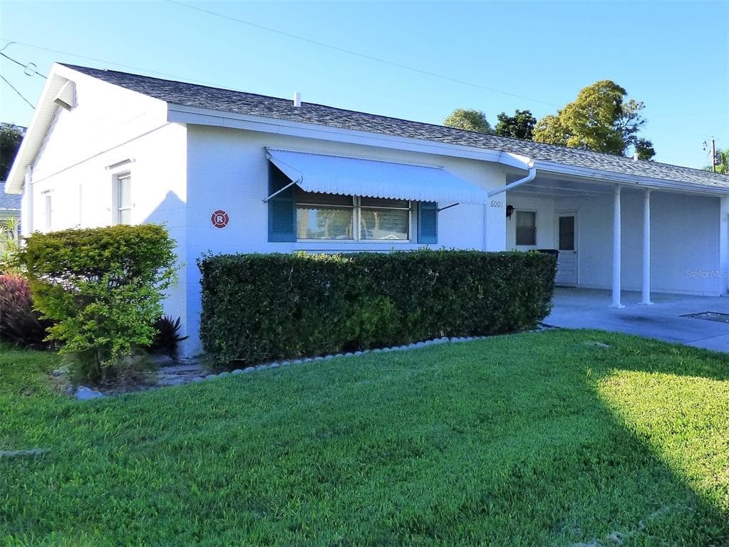 6001 CORAL WAY BRADENTON, FL 34207