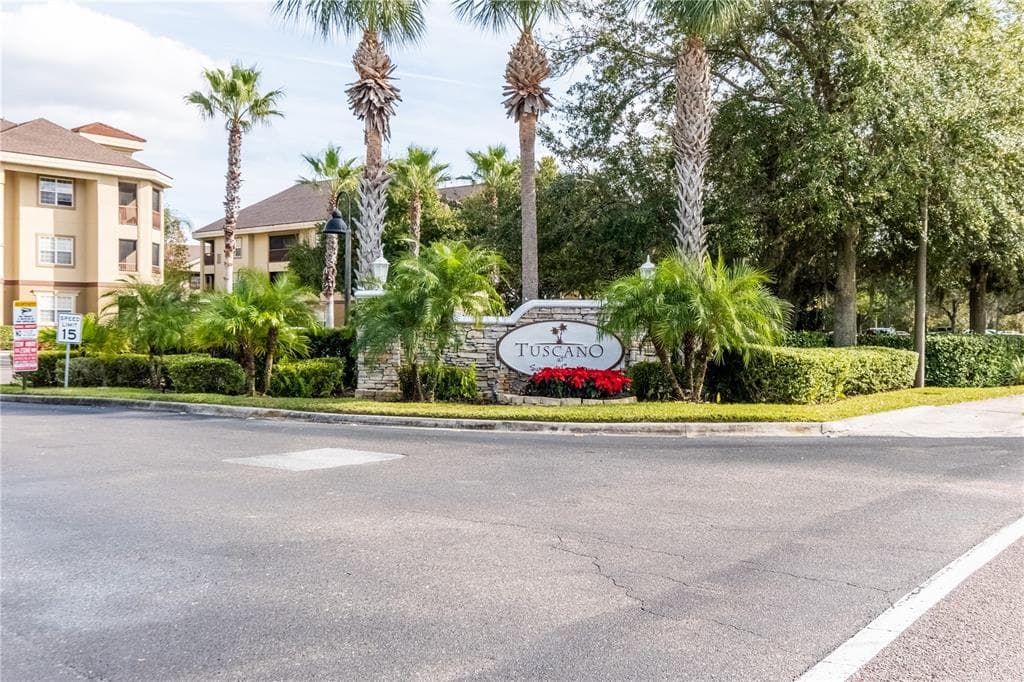 1610 RAENA DRIVE UNIT 214 ODESSA, FL 33556
