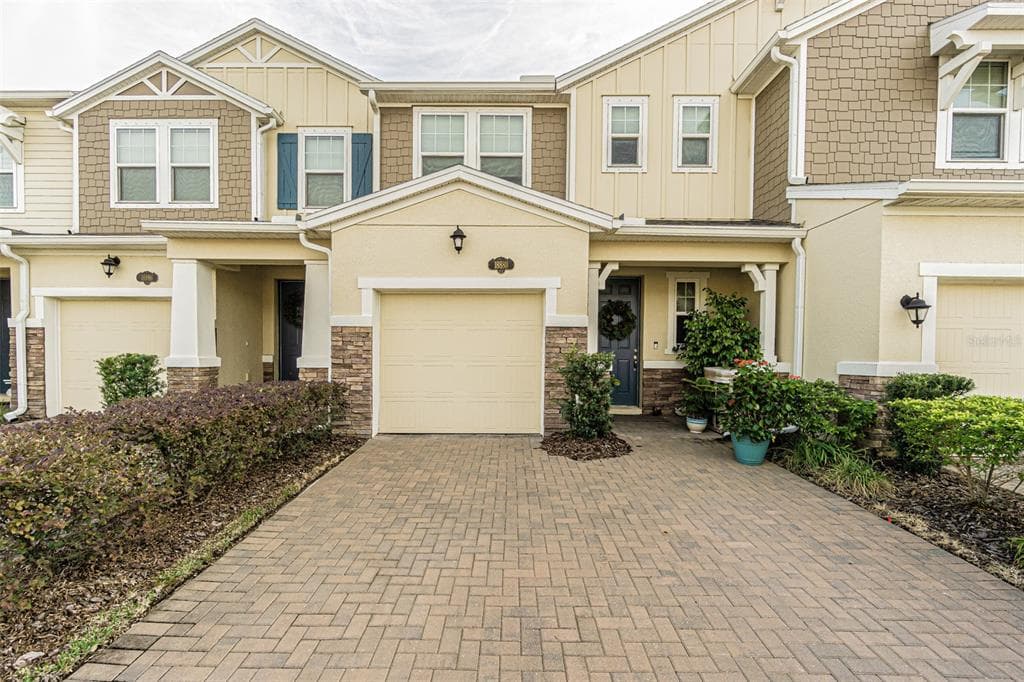 18880 ULMUS STREET LUTZ, FL 33558