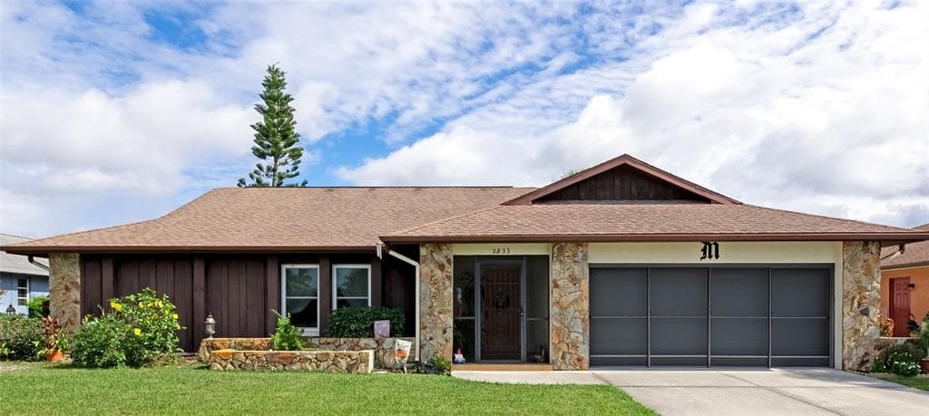 5833 HARRISON ROAD VENICE, FL 34293