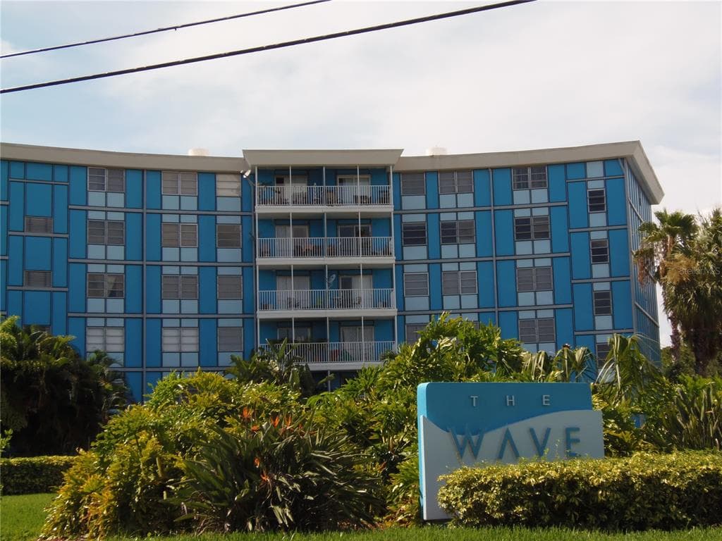 3315 58TH AVENUE S UNIT 310 ST PETERSBURG, FL 33712