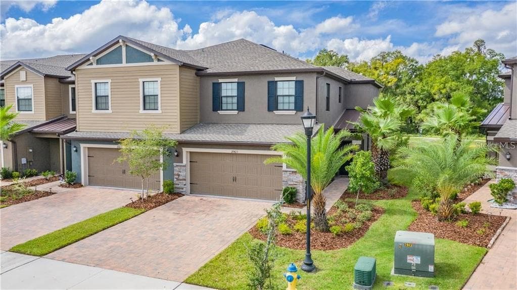 28423 PLEASANT BAY LOOP WESLEY CHAPEL, FL 33543