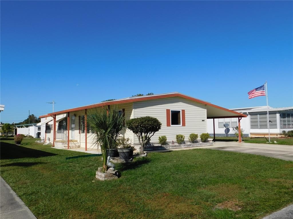 5551 DAKOTA STREET ZEPHYRHILLS, FL 33542