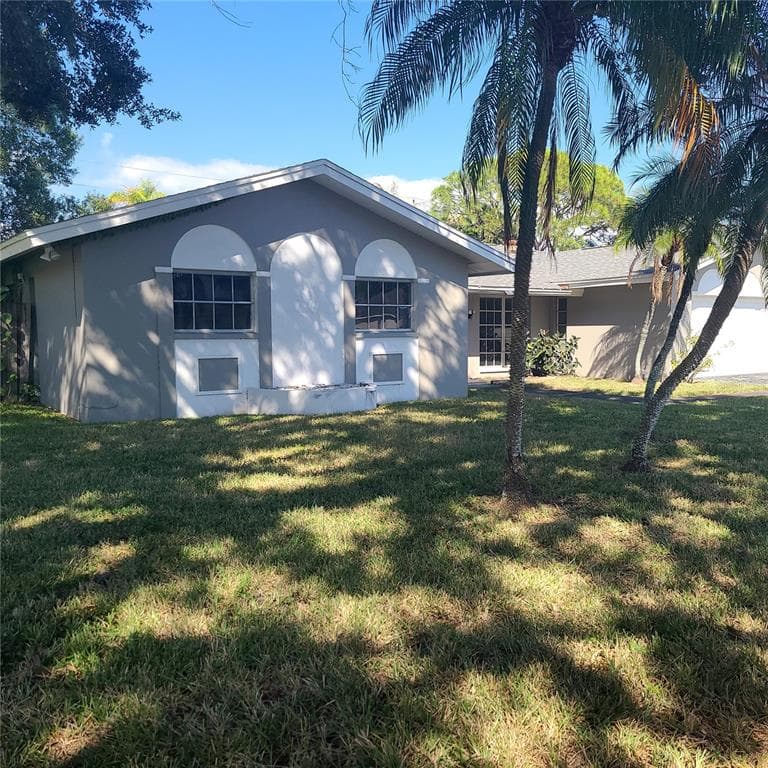 1193 88TH AVENUE N ST PETERSBURG, FL 33702