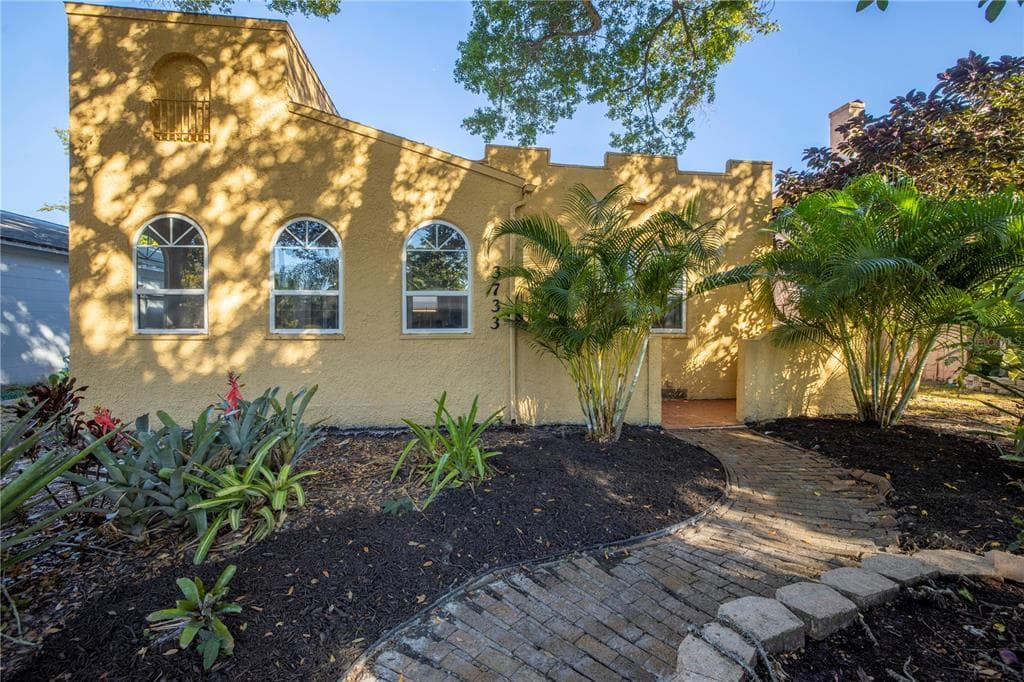 3733 3RD AVENUE N ST PETERSBURG, FL 33713