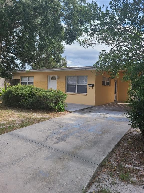 5930 FAIRFIELD AVENUE S ST PETERSBURG, FL 33707