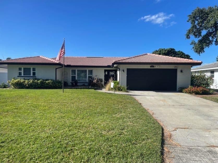 6534 TANGLEWOOD DRIVE NE ST PETERSBURG, FL 33702