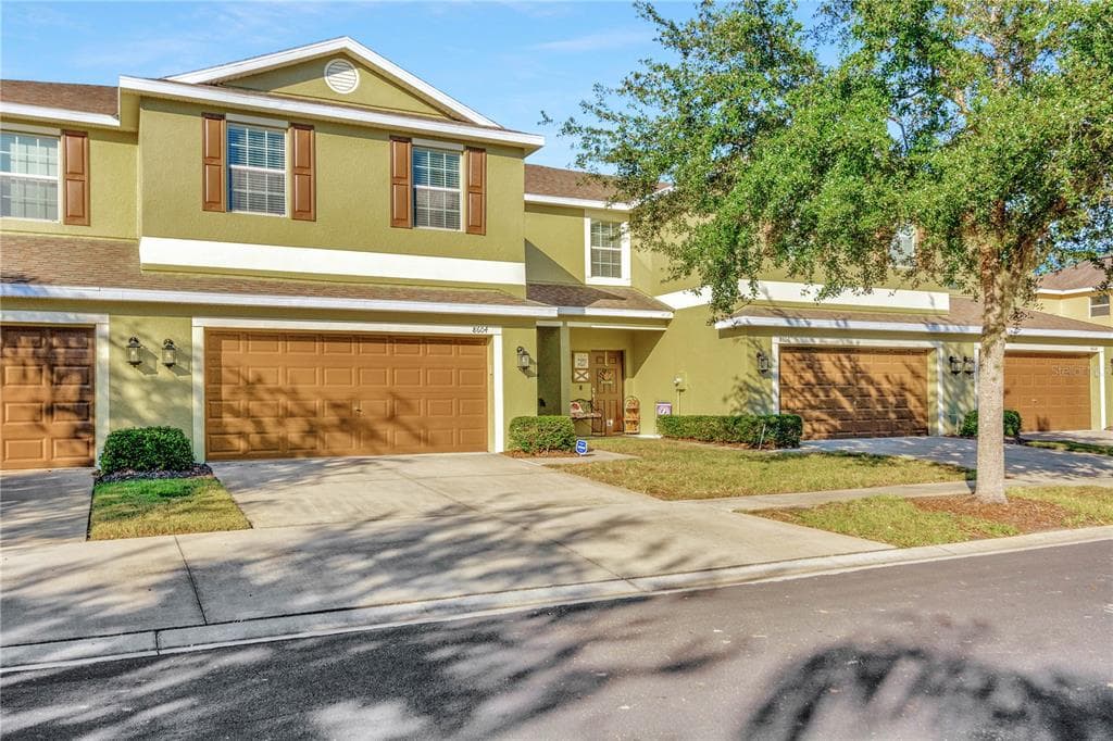 8604 FIDDLELEAF COURT TAMPA, FL 33647