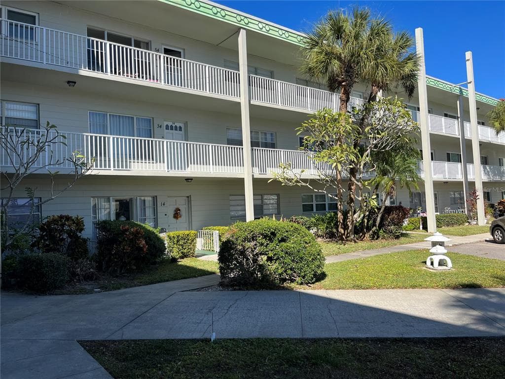 2070 WORLD PARKWAY BOULEVARD UNIT 36 CLEARWATER, FL 33763